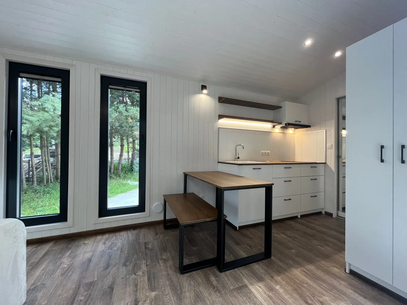 Luna Home 326