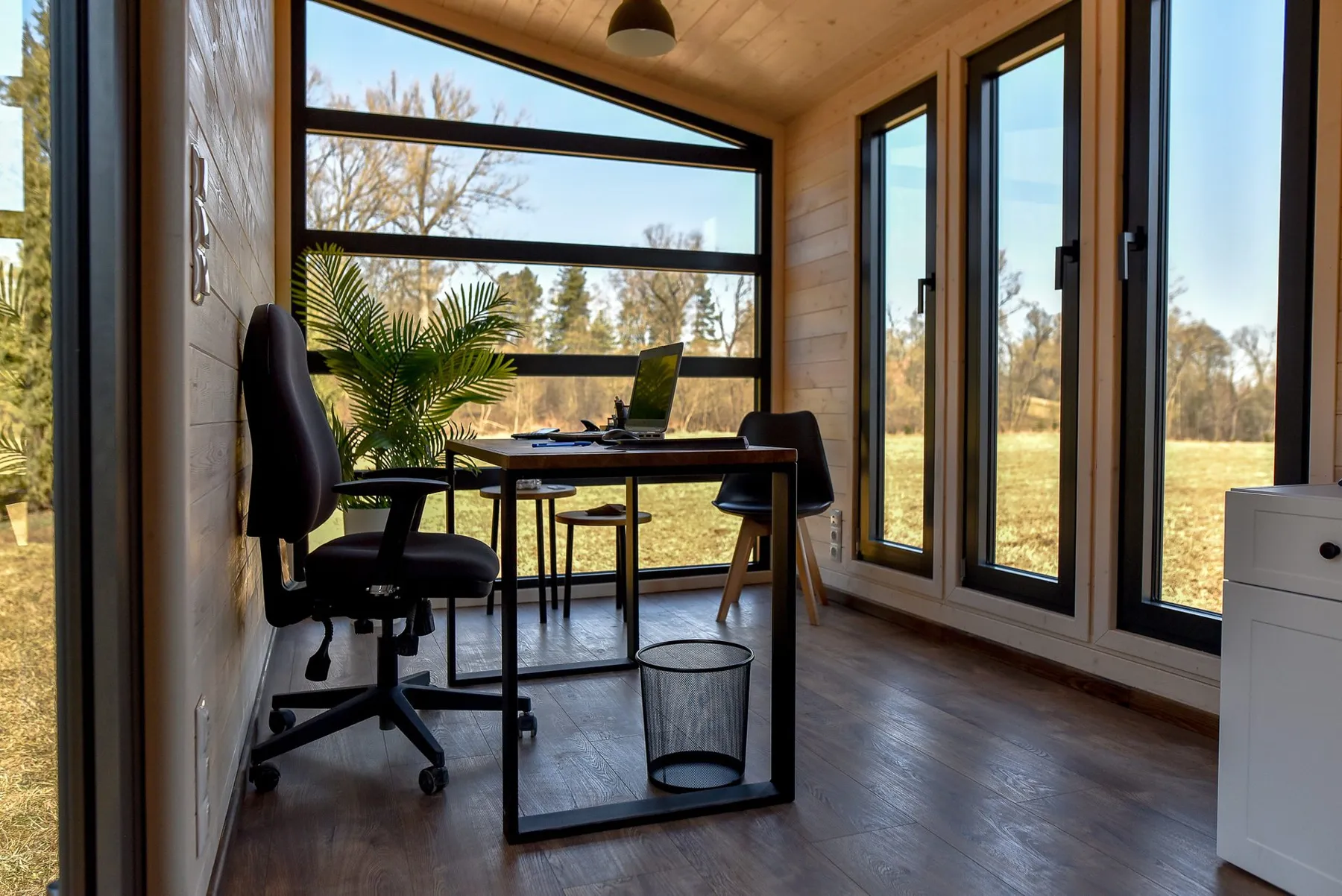 Luna Office tiny house