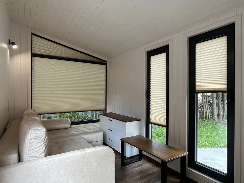 Luna Home 19