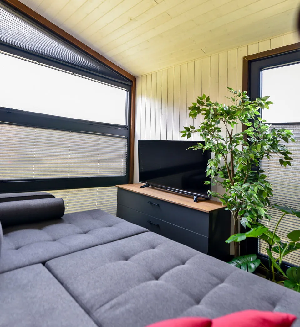 Luna Home 14